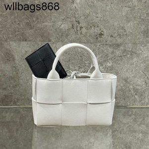 Mini Venetabottegs Handbag Handbag Arco Tote Woven Grain Shopping Bag Handheld Womens