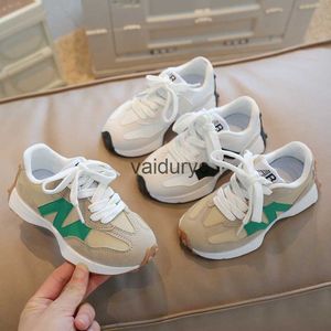Sneakers Childrens Buty sportowe 2024 Autumn New Boys Big Children Spring and Leisure Velcro Girls Running H240507