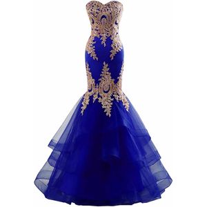 Vintage Long Mermaid Axelitless aftonklänningar Röd ärmlös tyllvestido de novia trumpet Lace Up Prom -klänningar applikationer för kvinnor som britting gästklänningar