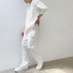 Men's Pants 2024 Spring Korean Style Personalized Wrinkle Relief Texture Pants Mens Casual Loose Long Legged Pants Mens Trousera Size M-XL J240507