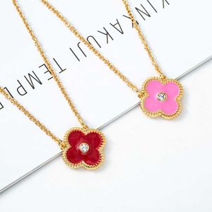 Hot able and Lucky Clover Double Sided Diamond Necklace for Women with Vantasy Van Style Collar Chain Light Luxury High Sense