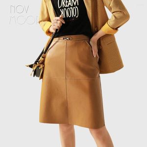 Signe Novmoop Office Lady Style Fashion Scheme Summer Giallo Giallo Nero Skirt Guida in pelle vera con fibbia in metallo Lt3044