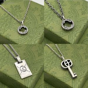High Quality jewelry necklace sier chain mens womens key pendant skull tiger with letter designer necklaces fashion gift G671 8708