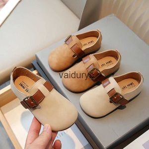 Sneakers Girls Little Leather Shoes 2023 Autumn New Boken Soft Korean Edition Fashion Baby Single Breattable H240507