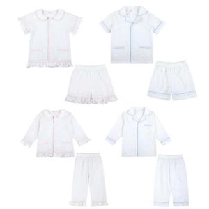 Pyjamas Spring and Summer Childrens Pyjama Set Baby Girls Boys Home Clothing Sibling Set White Seersucker Soft Childrens Långärmad pyjama setl2405