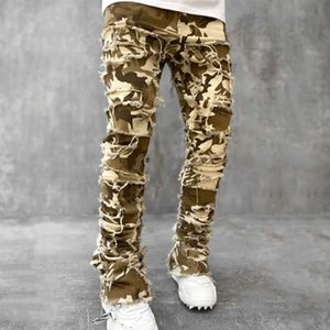 Herr jeans nya män mode hip hop kamouflage hål lapp skarvade smala jeans byxor manlig camo casual rak denim byxor y240507