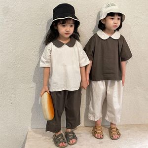 衣類セット夏の女の子の服の子供のコントラストカラードールコラー半袖ティーと足首の長さのズボン2pcsセット