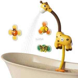 Bath Toys Baby Bath Toys With Shower Head och 3 Sug Spinner Toys Söta Giraff Water Spray Dusch Summer Bathtub Toy For Toddlers Kids D240507