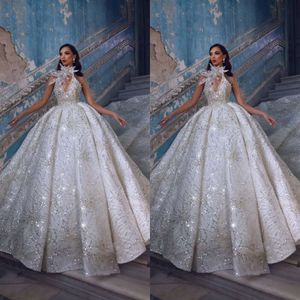 Kleider Deco-inspirierte Neckholder Hochzeitsball Glamouröser Kunsthalsbewerber Kapelle Rückenfreier maßgeschneiderter Plus-Size-Brautkleid Vestidos de Novia