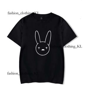 Zły królik raper vintage Hip Hop T-shirt Bluza projektant T-koszulka krótkie rękawowe bawełniana tshirt Summer Bad Bunny Bute Mens Thirt TEE HARAJUKU Ubrania 54