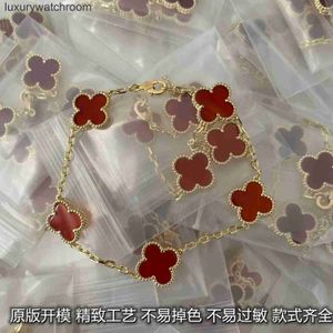 Ювелирные украшения высокого класса Vancleff для женщин V Gold CNC 18K Rose Gold Red Agate Stone Lucky Clover Laser Five Flower Bracet Original 1: 1 с настоящей коробкой логотипа