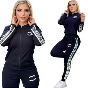 24SS Spring New Womens Tracksuits Luxury Brand Fashion Casual Sports Designer 2 Piece Set Fashion Clothing J257222133