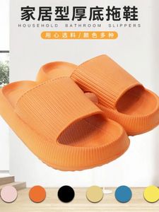 Pantofole estate casa siglia spessa per uomini eva non slip bagno donna esterno indossare i piedi interni sente