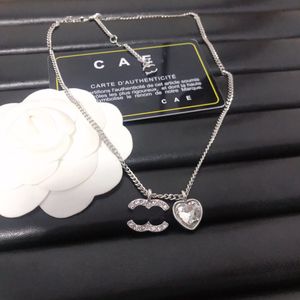 Designer Nuovo double pendente collana boutique 925 argento placcata alla moda romantica regalo da regalo di alta qualità diamante cabine da donna scatola da donna