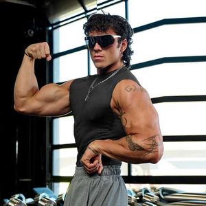 Herrtankstoppar Komprimering Cut-Off Tank Tops Muscle Mens Fitness Clothes Solid Sports Slveless Shirt High Neck Elastic Gym Bodybuilding Vest Y240507