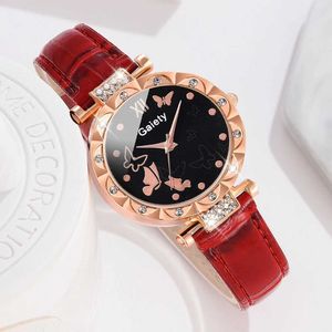 Orologi da donna Red Women 5pcs/Set Quartz Half Face Butterfly Dial Dialtra Cinta di pelle con gioielleria Regalo per lei