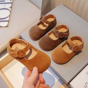 Sneakers Girl Mary Jens Cute Round Toes Childrens Anti Slip Leather Shoes Autumn Autumn Hook and Loop Solid Color Q240506