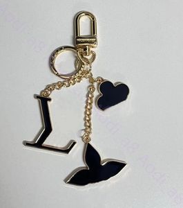 Keychains de designer de luxo Brand Key Rings Classic Clover Metal Keychain Bolsa de moda Pingente Correntes -chave Jóias de ponta Homem Meninas Melhores Presentes Amante Chaços