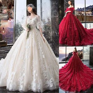 Hochzeitskleid kurze Kleider Tüll tulle luxuriöse Ballärmel mit 3D Blumenblumen Bewerber Rückenless Färbung Chapel Court Zug Mitte Vestidos de Novia