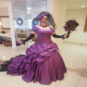 Gothic Purple Brautkleider 2024 Kontrastfarbe Ästhetische Brautkurzärmel Rüschen Renaissance 1950er Jahre Victorian Hochzeitskleider Elvish Robe Mariage