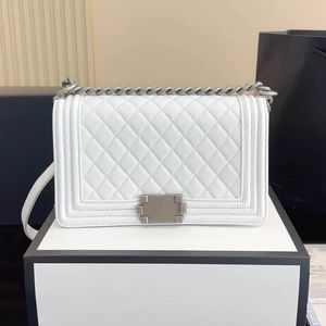 Chanei väskor designer handväska för kvinnor crossbody messenger väska modedesigner väska diamantgitter handväska lyxys tygväskor axel chai