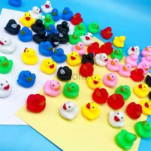 Bath Toys 20-300pcs Squeaky guma kaczka kaczka pływakowe zabawki Baby Shower Water