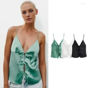 Kvinnors tankar toppar Camis sommar 2024 mode smal kort v-ringning tank chic elegant ung gata väst topp