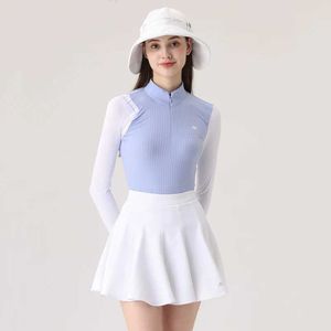 Kvinnors träningsdräkter Azureway Woman bär vårens sommaris Silk Long Slve Stand Collar Polo Shirt Kontrasterande t-shirt Hög midja Skort Set Y240507