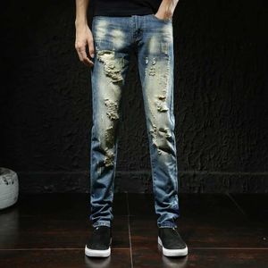 Men's Jeans Light Blue Denim Jeans Mens Trendy Straight Hole Ruined Pants Trend Versatile Beggar Brand Pants Large Size Y240507