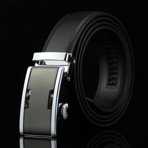 2019 Desinger Belt include la cintura maschile originale Fashion Women Leather Belt Black Automatic Filla di buona qualità 2587