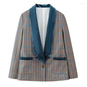 Женские куртки пальто весна 2024 модная бархатная панель с длинным рукавом