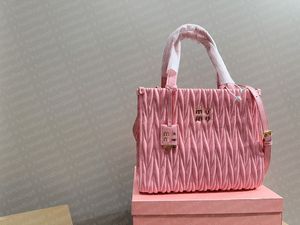 ファッションバッグの女性用肩のハンドバッグMI新しいプリーツバッグ小さなトートハンドバッグシングルショルダークロスボディバッグ高級汎用カジュアルビジネスコネクタトートバッグ