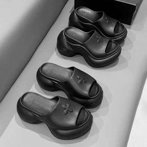 SMKF Rubber Sandals Summer Slippers Platform Shoe Mens Slide Luxury Mule Loafer Black White White Casual Shoes New Womens Designer Sliders عالية الجودة فتاة Sandale Girl