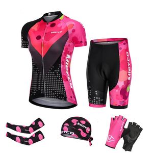 Bisiklet Takımı Kadın Kıyafet Takım MTB Bisiklet Jersey Giyim 5D Jel Pad Seti Yaz Dağ Bisiklet Giyim Ücretsiz 240506