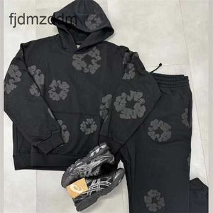 Denim Teers Kapok Mono Full Print Black Foam New York Pop Hoodie Set 2A4Q