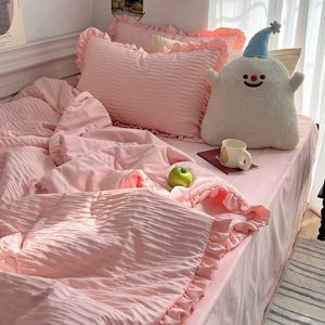 Sängkläder sätter koreanska enkla sängkläder set modernt luftkondition tunna filtar sommarkedlingskuddkudde bekväm fluffig filt med fyllning J240507