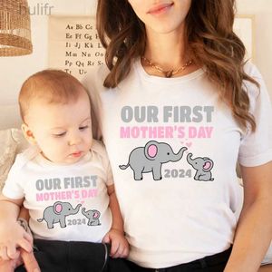 Family Matching Outfits Our First Mothers Day 2024 Print Family Outfit Casual Short Sleeve Matching Set Baby Romper+Mom T-shirt Hoilday Party Clothes d240507