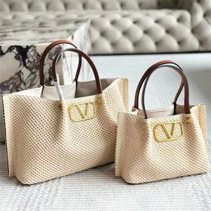 Summer vlogo high capacity raffias Beach Bag designer handbag Womens rivet Straw Shopper Crossbody bag mens weave tote luxury clutch Shoulder vacation luggage bags