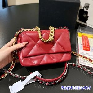 Chanei 19 Series Women Designer Bag Mini Flap Cross Body Bag Classic Shoulder Bag Handle och Silver Hardware Matelasse Chain Seven Colo