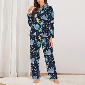 Women's Sleepwear Ditsy Floral Pajama Sets Autumn Blue Flowers Warm Home Womens Two Piece Vintage Oversize Printed Nightwear Gift Idea