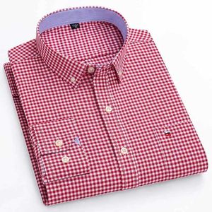 Koszulki męskie wysokiej jakości męskie bawełniane koszulka Oxford Spring jesienna długie sanki Wygodne podróż do domu w stylu Koreańczyka Rozmiar 5xl-6xl-7xl D240507