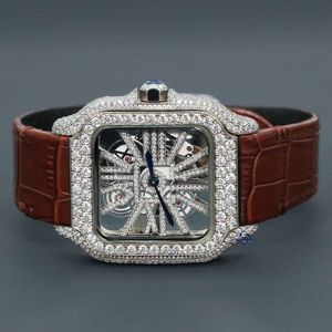 Fin herr Mechanical Watch gjord med Y Iced Out Hip Hop Style Round Brilliant Cut Natural Diamond med VVS Clarity