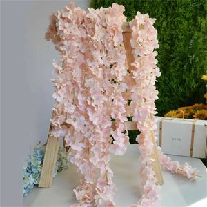 Fiori decorativi ghirlande da 180 cm Fiori sakura artificiali Vine decorazione per feste per la casa nozze rosa arco giardino natalizio natalizio per scrabum falsa di seta piante