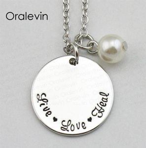 Live Love Heal Inspirational Hand Stampado Colar de pendente personalizado para moda Lady Lady Gift Gift Jóias 18 polegadas 22mm 10pcs LO1640695