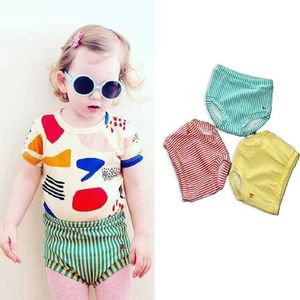 Shorts Kids Tales for Girls Hosen Neugeborene Baumwolle gestreift weiche Kinder Baby Sommerkleidung Jeans 18m-4t H240507