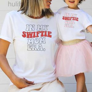 Family Matching Outfits Mother Daughter T-shirt in My Swiftie Mom Era/in My Swiftie Girl Era Print Mommy and Me Clothes Family Matching Outfit Tshirt d240507