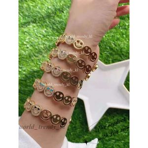 Designer High Quality Luxury Fashion Bangle 1pcs Gold Plated Simple Smile Smiley Face Charm Smile Critter Bracelet 265