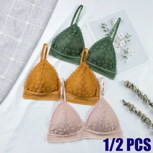 Bras 1/2Pcs Womens Lace Bra without Steel Ring Beauty Back Wrapping Chest Comfortable Daisy Bra Elastic Triangle Cup Cushion UnderwearL2405