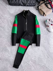 メンズトラックスーツレタープリントファッションジャケットデザイナーコートカジュアルスウェットスーツジョギングスーツマンスポーツウェアトラックスーツセットC49