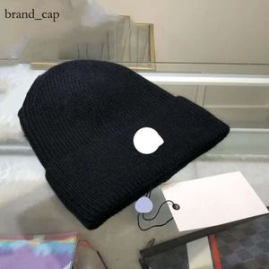 2024 Monclair Designer France Skull Caps Embroidered Badge Men's and Women's Wool Thread Hat Warm and Cold proof beanie Versatile Ear Protection moncleir hat 3202